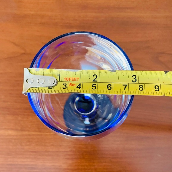 Set of four 7” inches tall wine glasses with beautiful cobalt blue glass stems - Picture 4 of 4